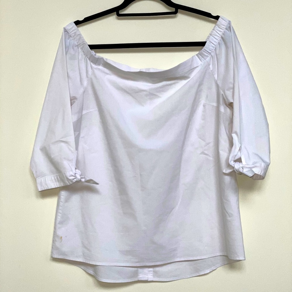 Over the shoulder Blouse